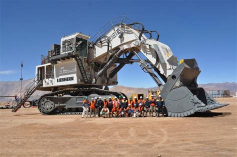 largest excavator world|world's largest mining equipment.